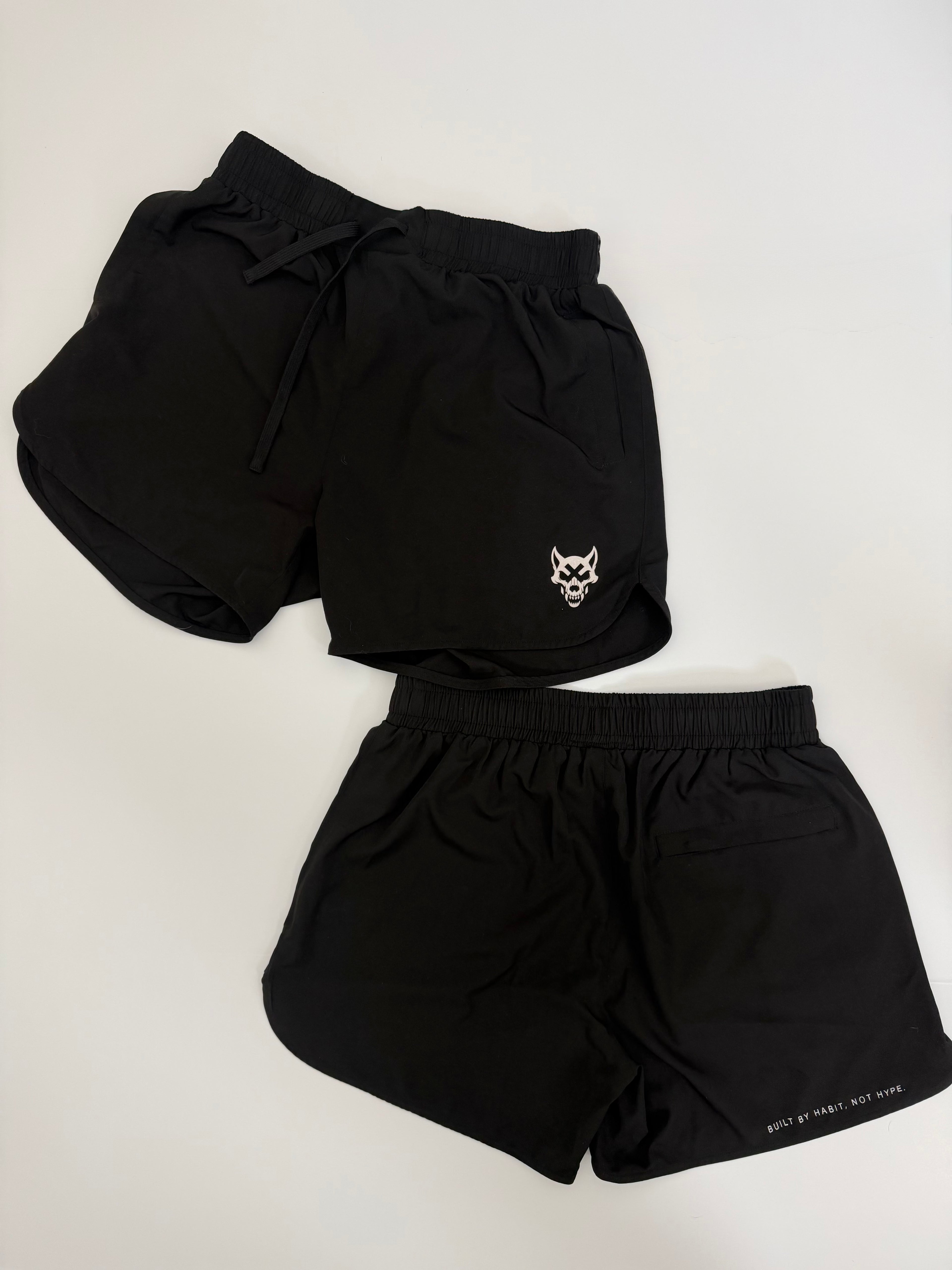 LEGACY TRAINING SHORTS